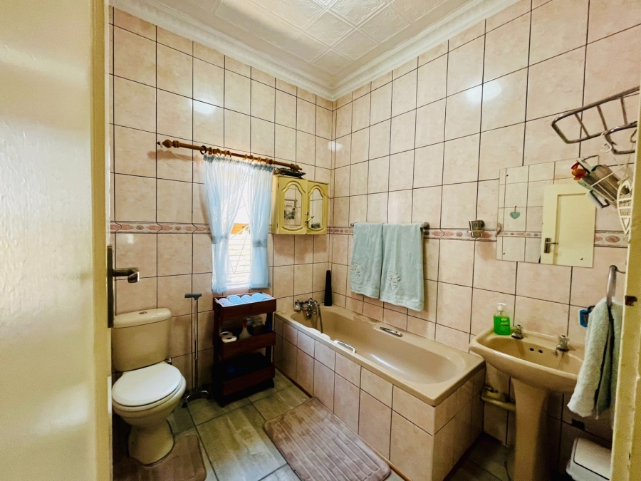 3 Bedroom Property for Sale in Dan Pienaar Free State